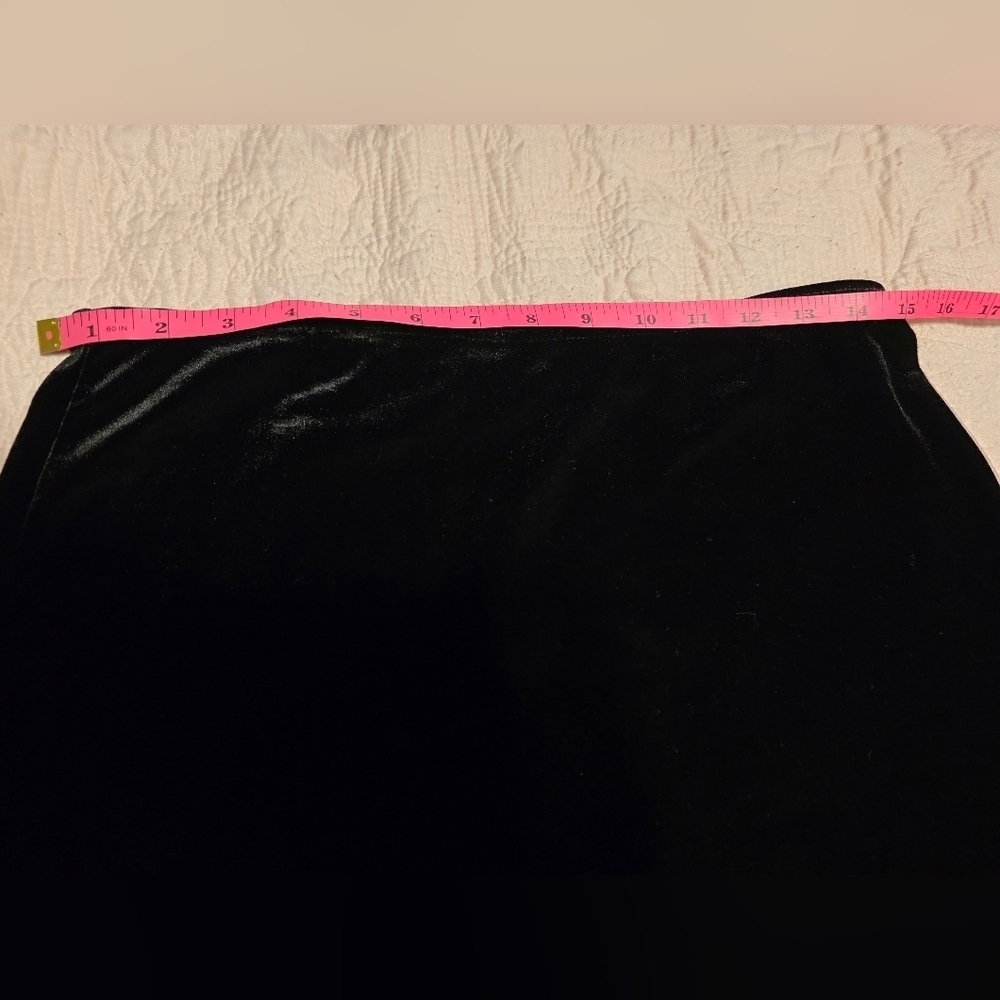 Wrapper Black Velvet Skirt Size S - Picture 5 of 5